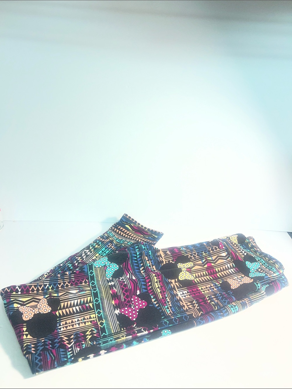 Disney LuLaRoe Minnie Mouse Aztec Buttery Soft Leggings Women's One Size